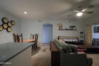 Photo #5: 6176354 Listing