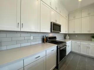 Photo #6: 6176407 Listing 