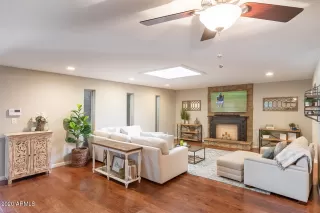 Photo #4: 6176610 Listing