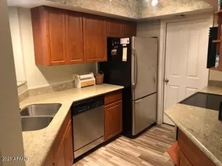 Photo #2: 6176684 Listing