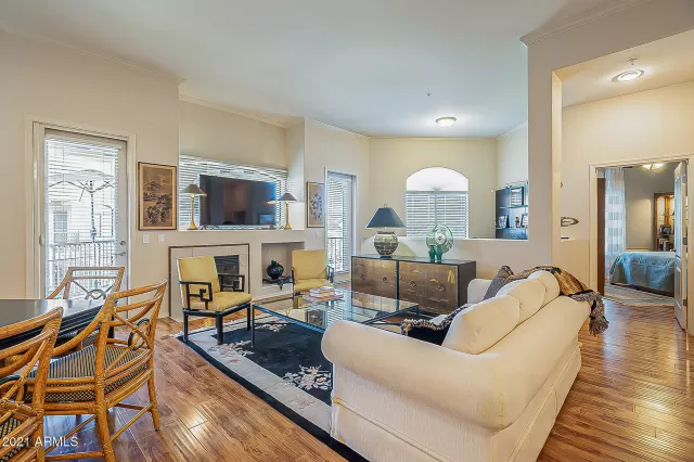 MLS: 6176886 Condo For Sale