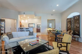 Photo #3: 6176886 Listing 