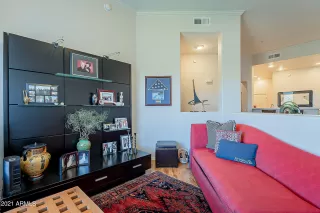 Photo #6: 6176886 Listing 