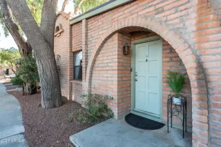 Photo #3: 6176909 Listing 