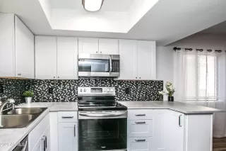 Photo #4: 6177030 Listing