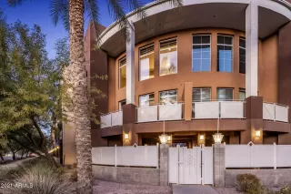 Photo #2: 6177080 Listing