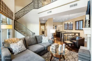 Photo #3: 6177080 Listing