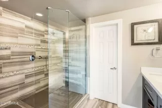 Photo #6: 6177080 Listing