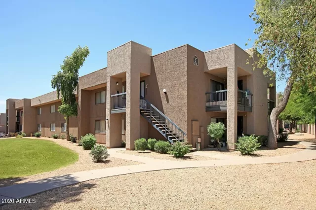 MLS: 6177212 Condo For Sale