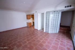 Photo #5: 6177302 Listing
