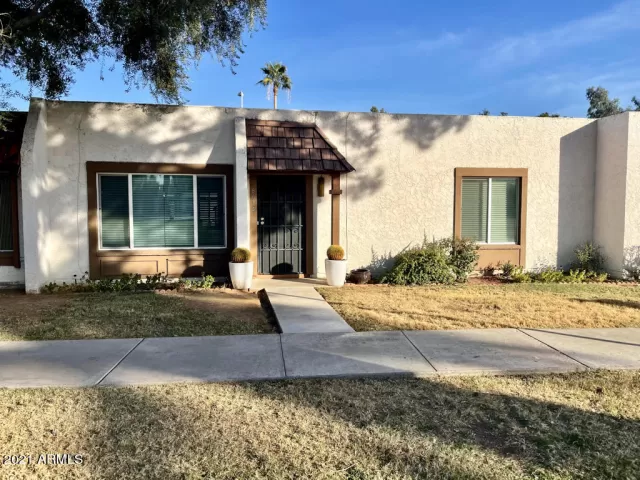 MLS: 6177330 Condo For Sale