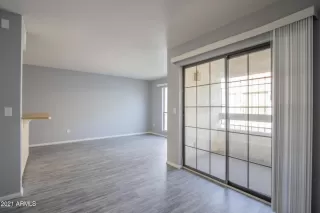 Photo #5: 6177360 Listing