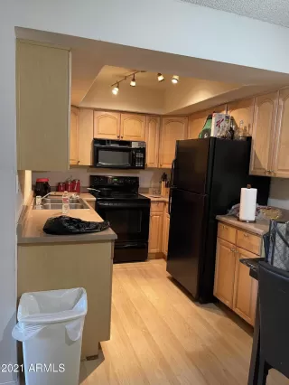 Photo #2: 6177413 Listing