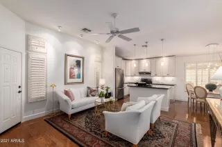 Photo #6: 6177430 Listing 