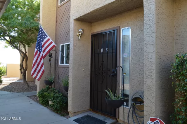 MLS: 6177432 Condo For Sale