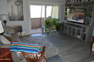 Photo #3: 6177432 Listing