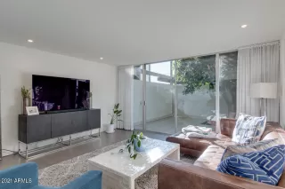 Photo #3: 6177747 Listing