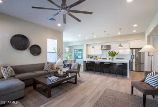 Photo #2: 6177943 Listing