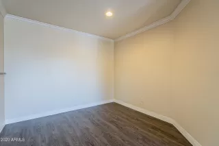 Photo #6: 6177953 Listing