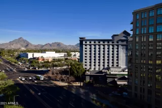 Photo #5: 6177956 Listing