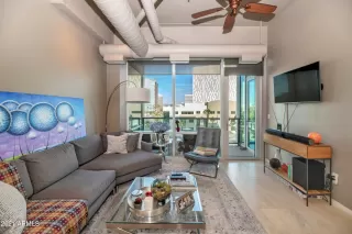 Photo #1: 6178182 Listing 