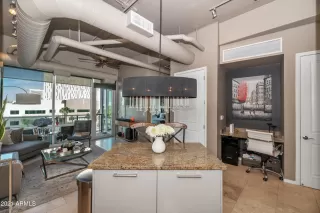 Photo #3: 6178182 Listing 