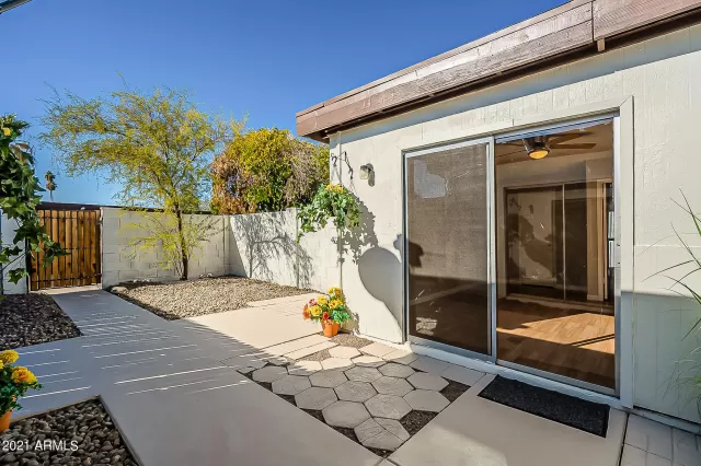 MLS: 6178187 Condo For Sale