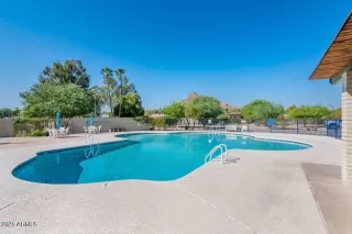 Photo #5: 6178187 Listing 