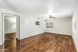 Photo #4: 6178222 Listing