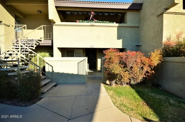 MLS: 6178254 Condo For Sale