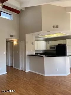 Photo #4: 6178256 Listing