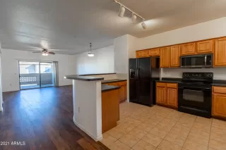 Photo #2: 6178355 Listing