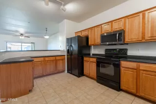 Photo #5: 6178355 Listing