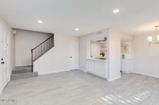 Photo #6: 6178506 Listing 