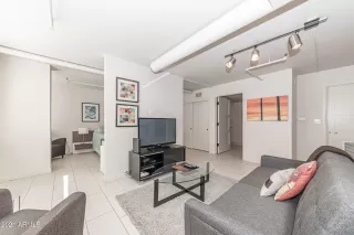 Photo #2: 6178550 Listing