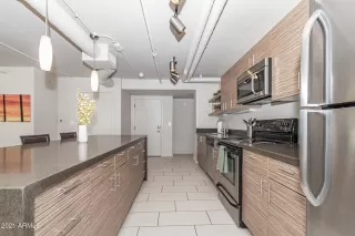 Photo #4: 6178550 Listing