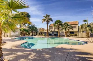 Photo #4: 6178641 Listing