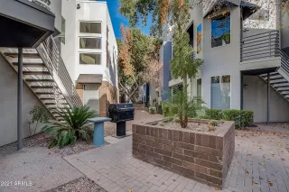 Photo #3: 6178842 Listing