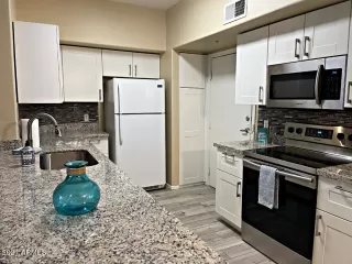 Photo #1: 6179056 Listing