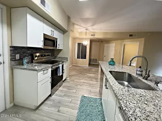 Photo #2: 6179056 Listing