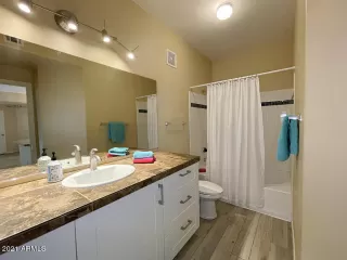 Photo #6: 6179056 Listing