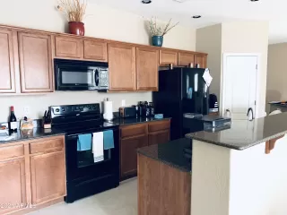 Photo #4: 6179091 Listing