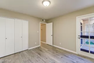 Photo #6: 6179260 Listing