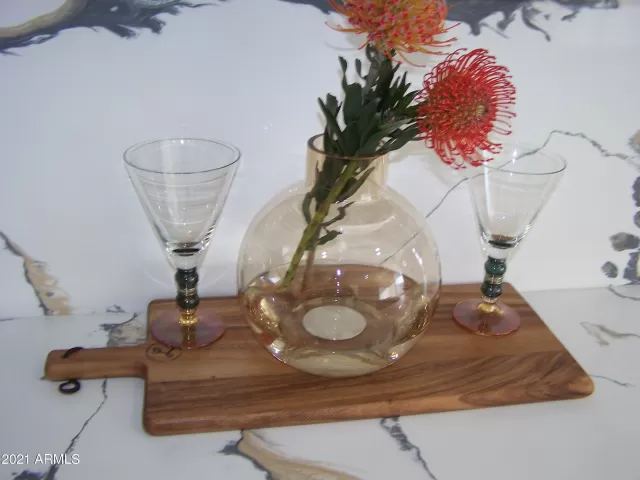 MLS: 6179262 Condo For Sale