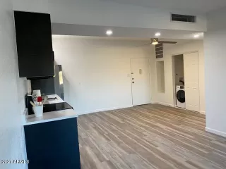 Photo #5: 6179268 Listing