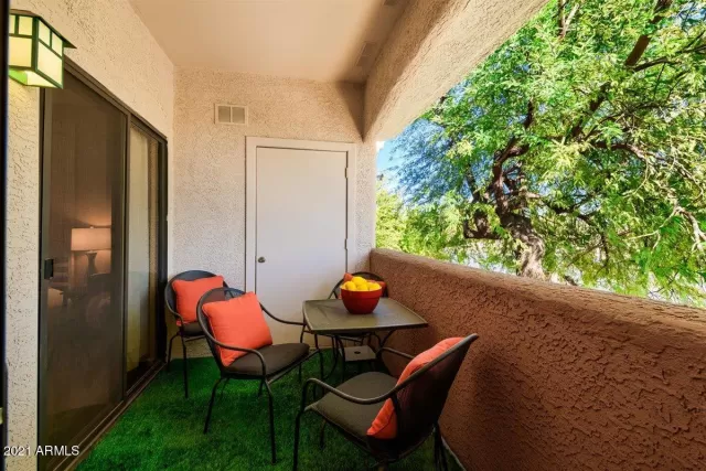 MLS: 6179463 Condo For Sale