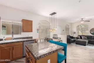 Photo #6: 6179501 Listing 