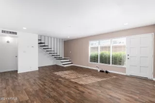 Photo #3: 6179610 Listing