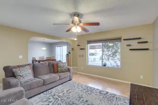 Photo #6: 6179637 Listing