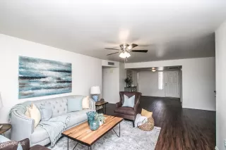 Photo #2: 6179710 Listing